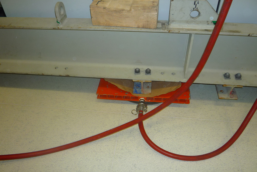 氣墊搬運作業(yè) 氣墊搬運作業(yè)